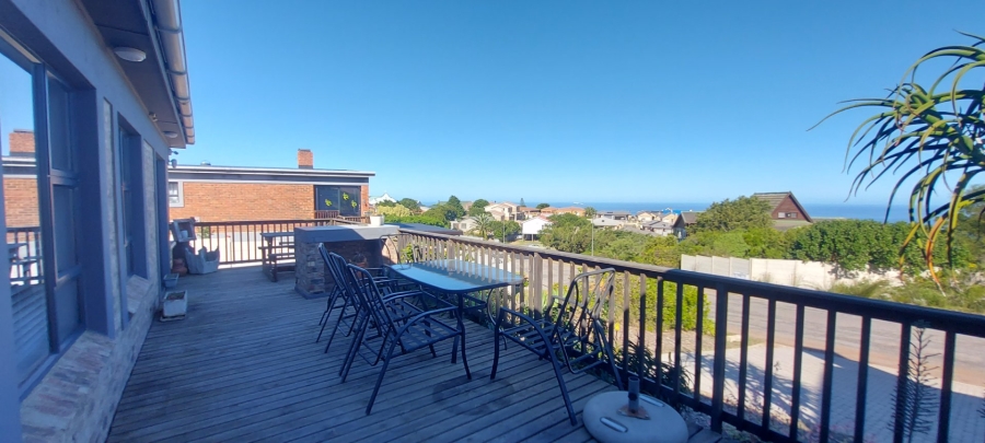 5 Bedroom Property for Sale in Dana Bay Western Cape